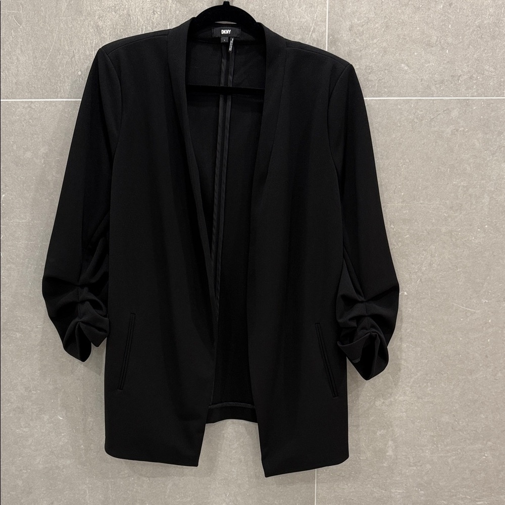 DKNY Women's Elegant Black Blazer